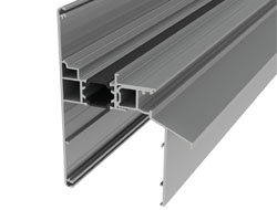 Profilo di giunzione orizzontale in Al con TT per grandi altezze con bavetta di drenaggio dritta per pennello 9327
