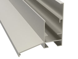 Profilo base in Al con gocciolatoio
