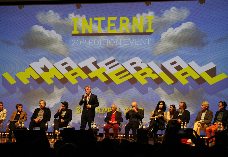 Installazioni traslucide al Fuorisalone Milano 2017
