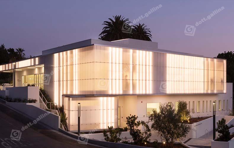 Glorya Kaufman Art Centre
_3